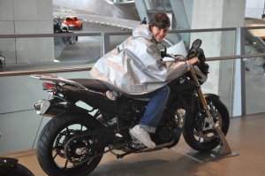 Ilise looking stylish on a very nice motorcycle. You go girl!